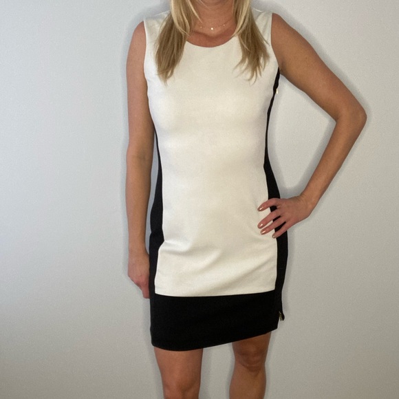 Calvin Klein Zip Up Dress size 4 white/black - Picture 2 of 10